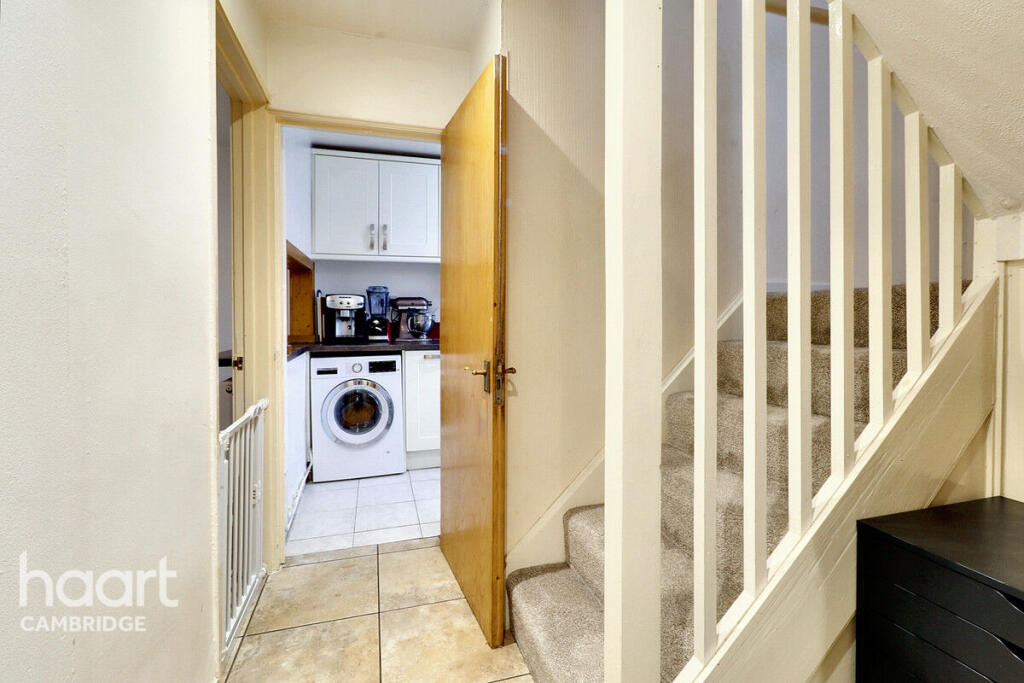 Additional property image - Hazelwood Close, Cambridge