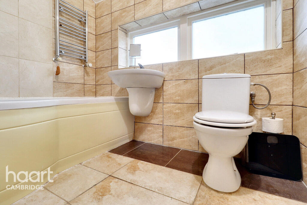 Additional property image - Hazelwood Close, Cambridge