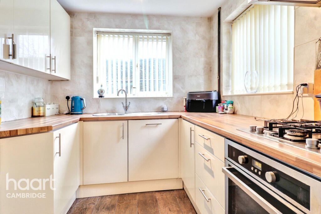 Additional property image - Macaulay Square, Great Shelford, Cambridge