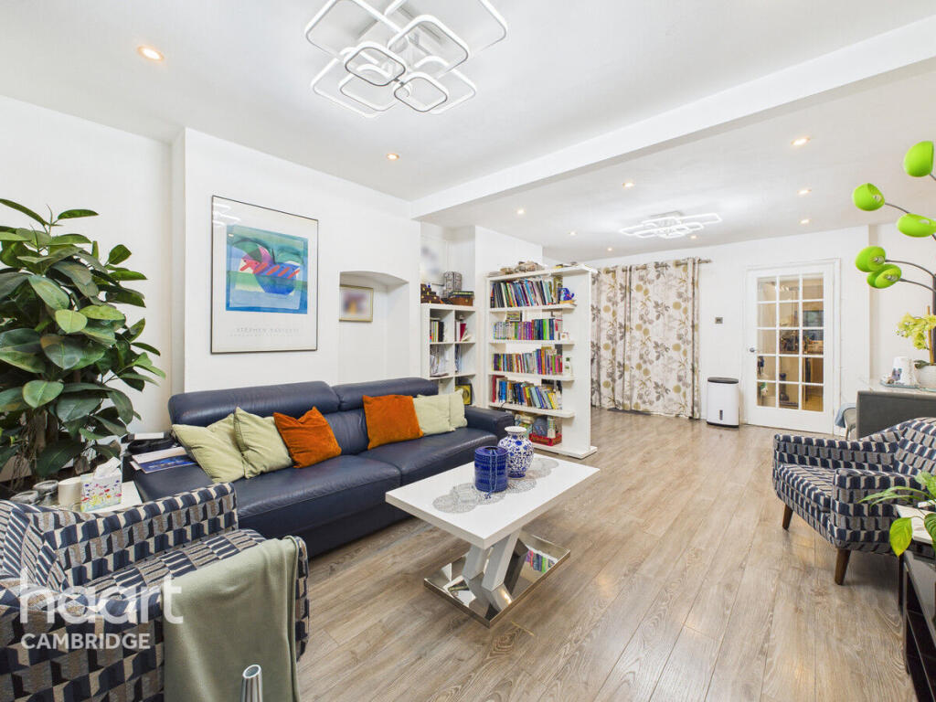 Main image of property: Garden Walk, Cambridge