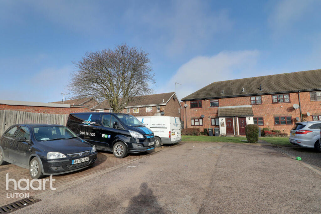 2 bedroom for sale in Dallow Road, Luton, LU1
