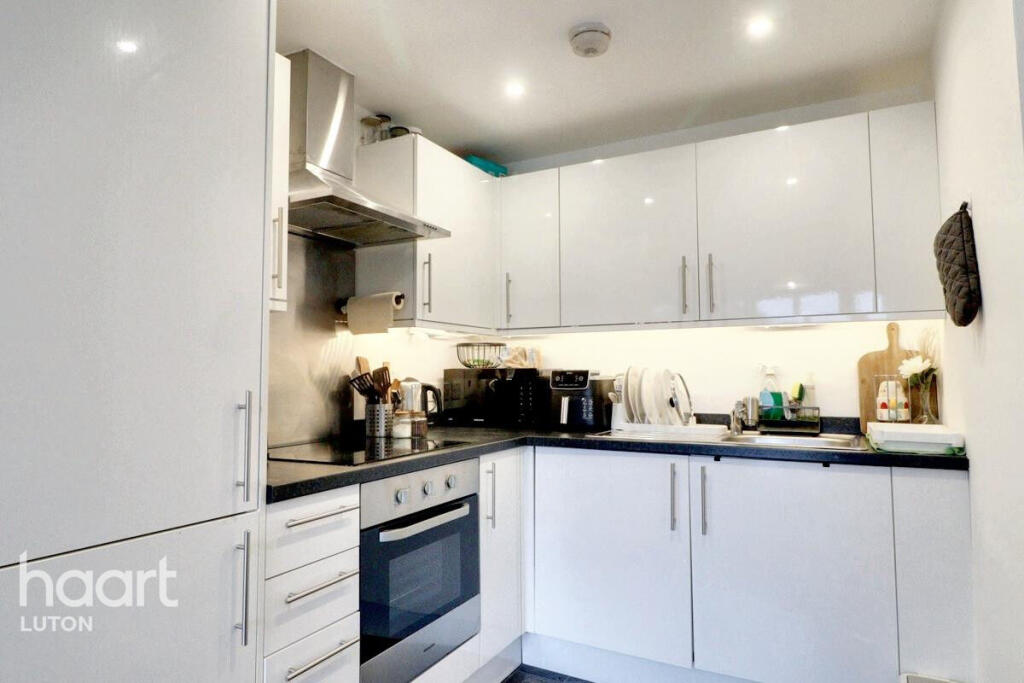 Main image of property: Mulberry Close, Luton