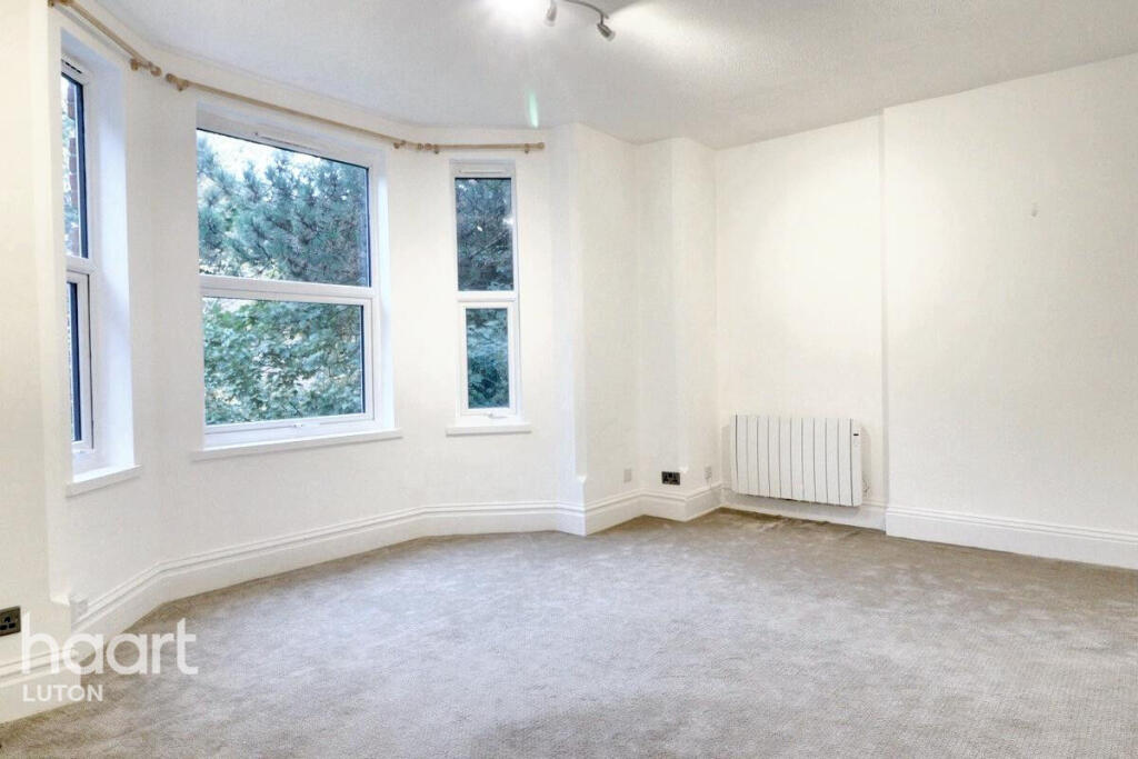 Main image of property: London Road, Luton