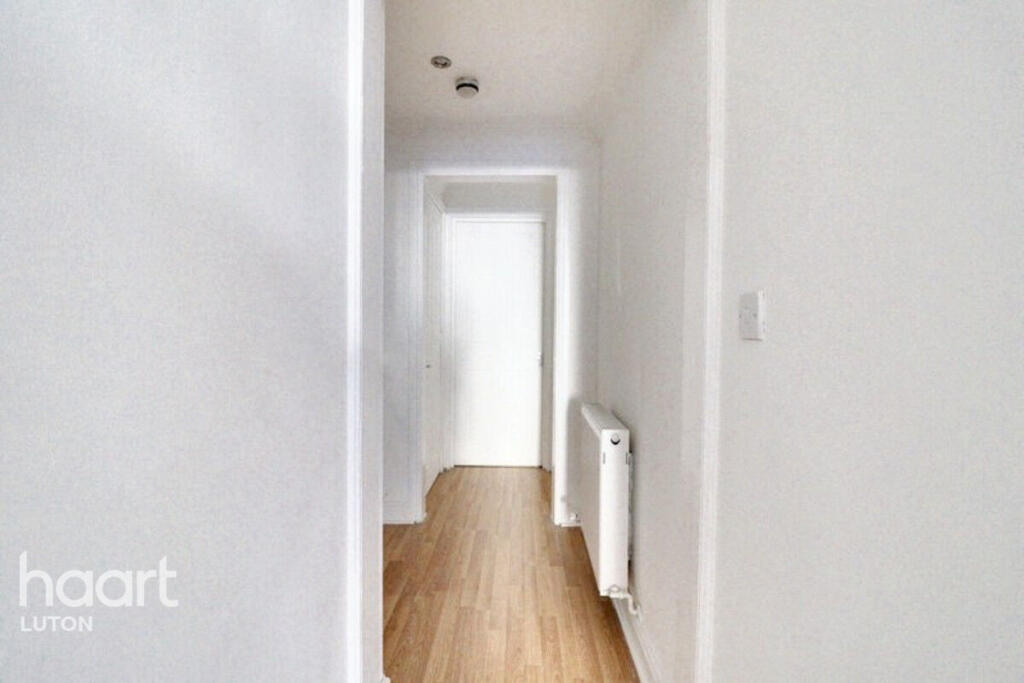 Main image of property: Cardiff Road, Luton