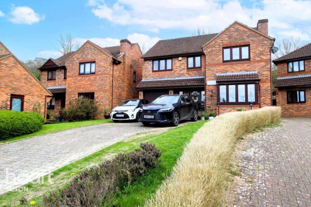 Main image of property: Lippitts Hill, Luton