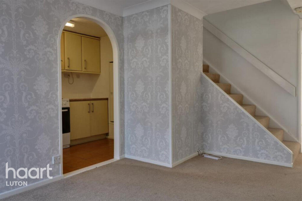 Main image of property: Enfield Close, Dunstable