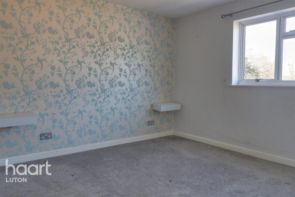 Main image of property: Enfield Close, Dunstable