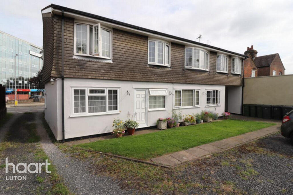 Main image of property: Hitchin Road, Luton