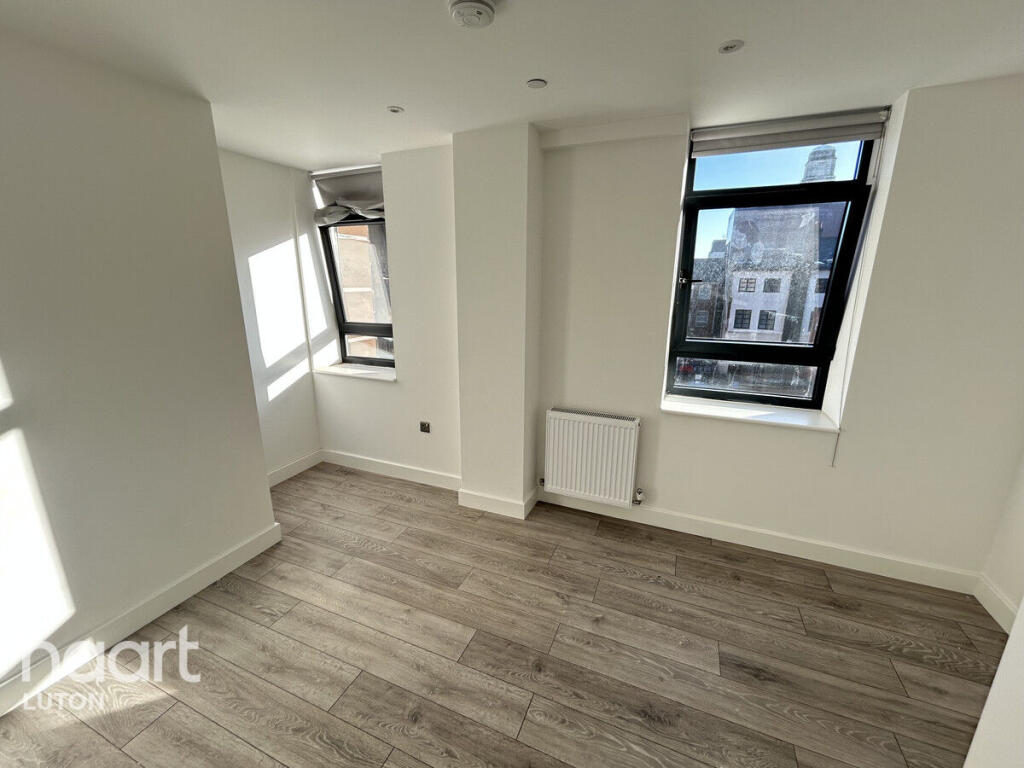 Main image of property: Alma Street, LUTON