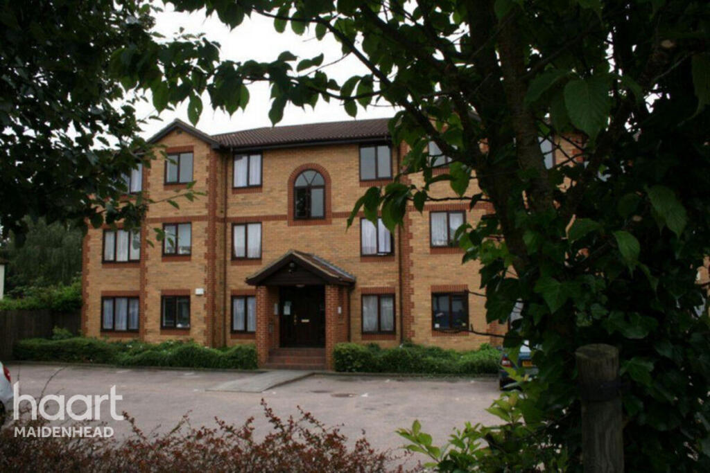 Main image of property: Kinnaird Close, Berkshire