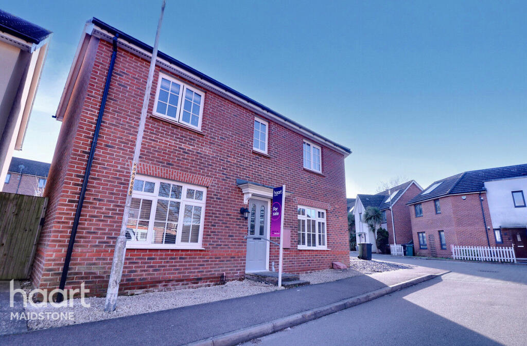 2 bedroom semidetached house for sale in St Catherines Road, Maidstone