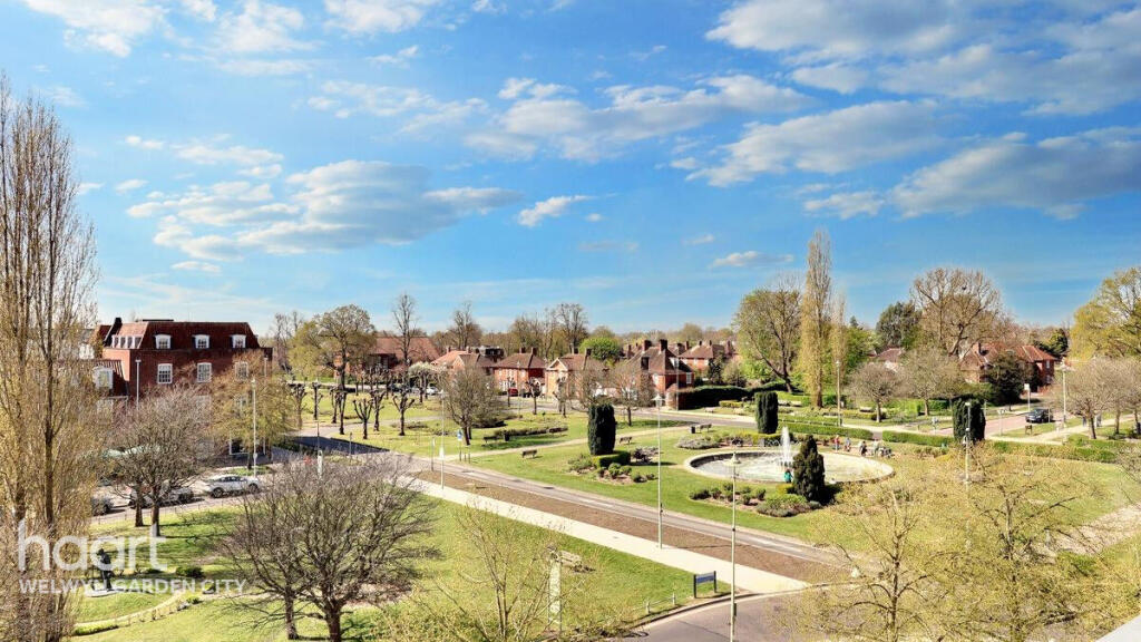 Main image of property: Fountain House, Parkway, WELWYN GARDEN CITY