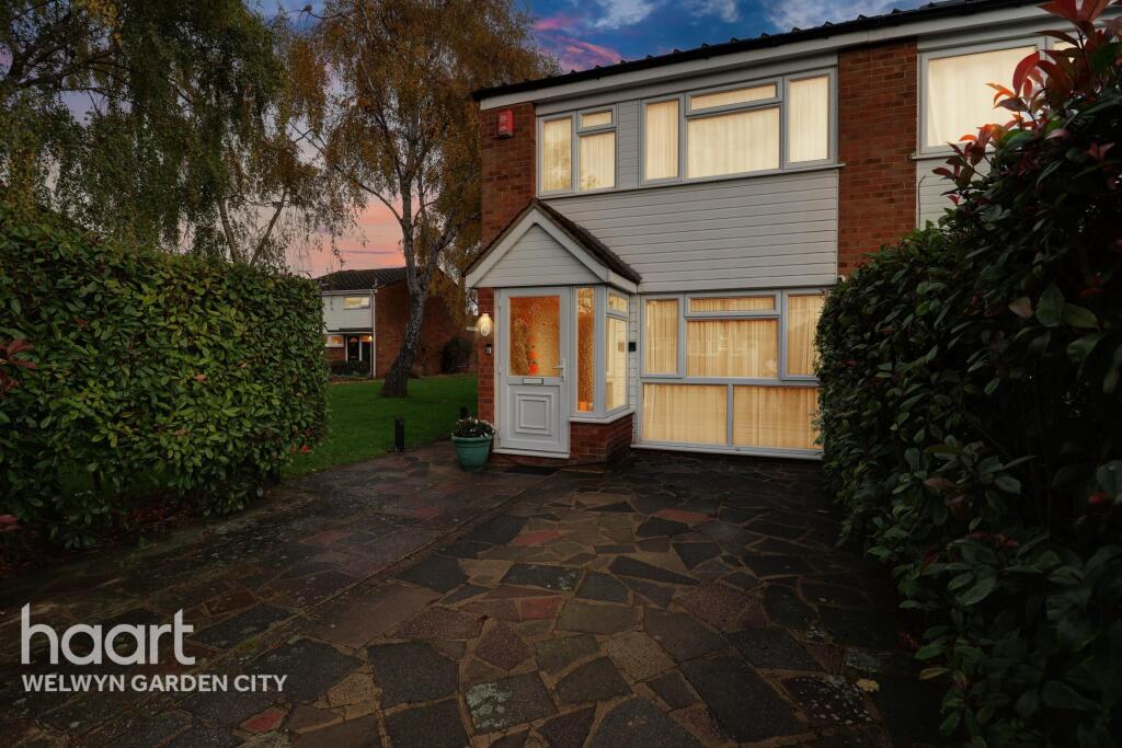 Main image of property: Wallers Way, HODDESDON