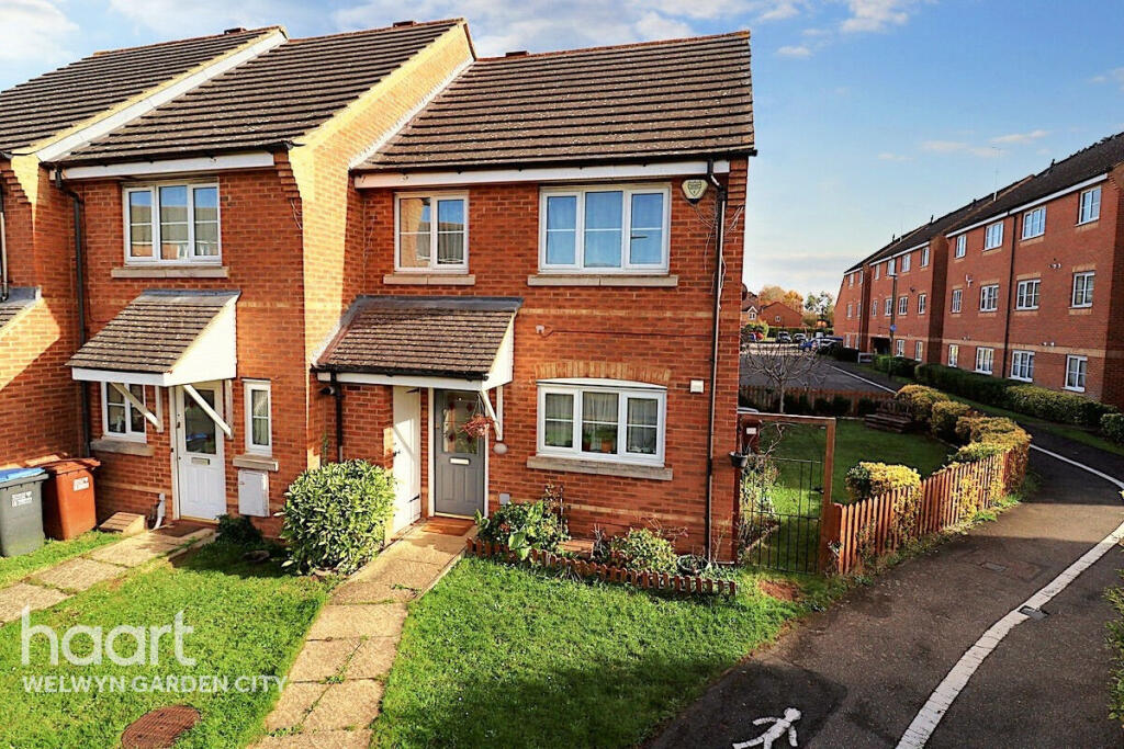 Main image of property: Gorseway, Hatfield