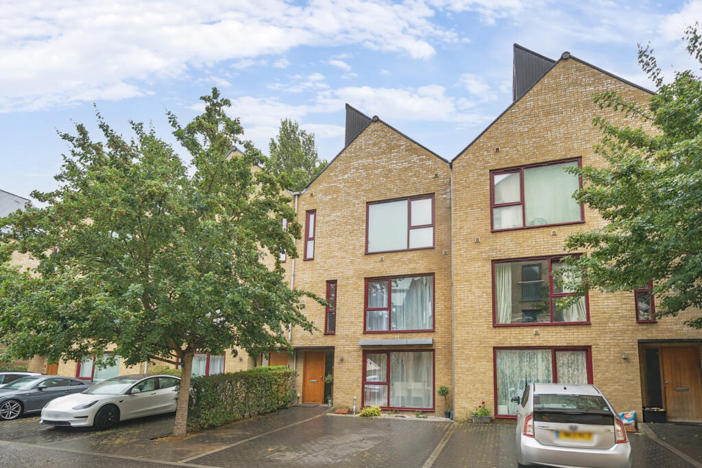 Main image of property: Kings Mill Way, Uxbridge