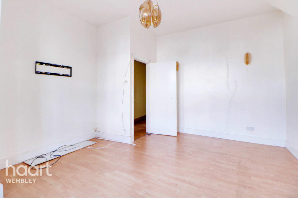 2 bedroom for sale in Wembley Central, HA9