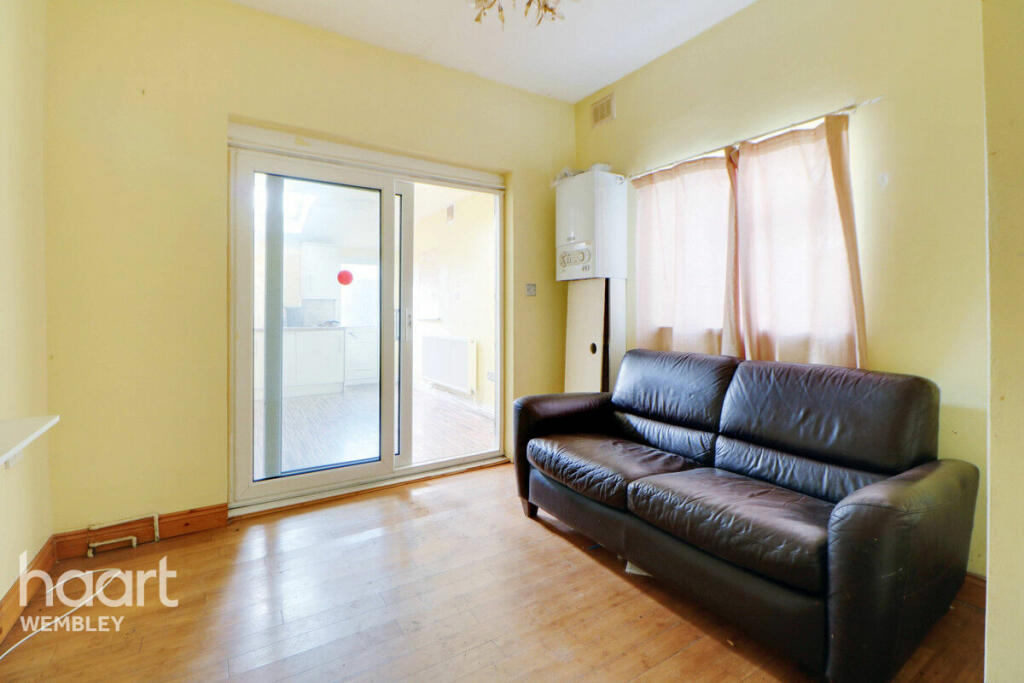 2 bedroom for sale in Wembley Central, HA9