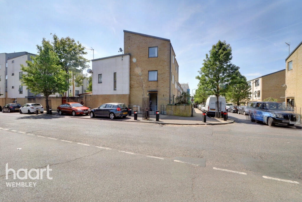 Main image of property: Fawood Avenue, London