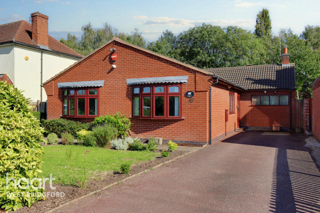 3 bedroom bungalow for sale in North Road, Ruddington, NG11