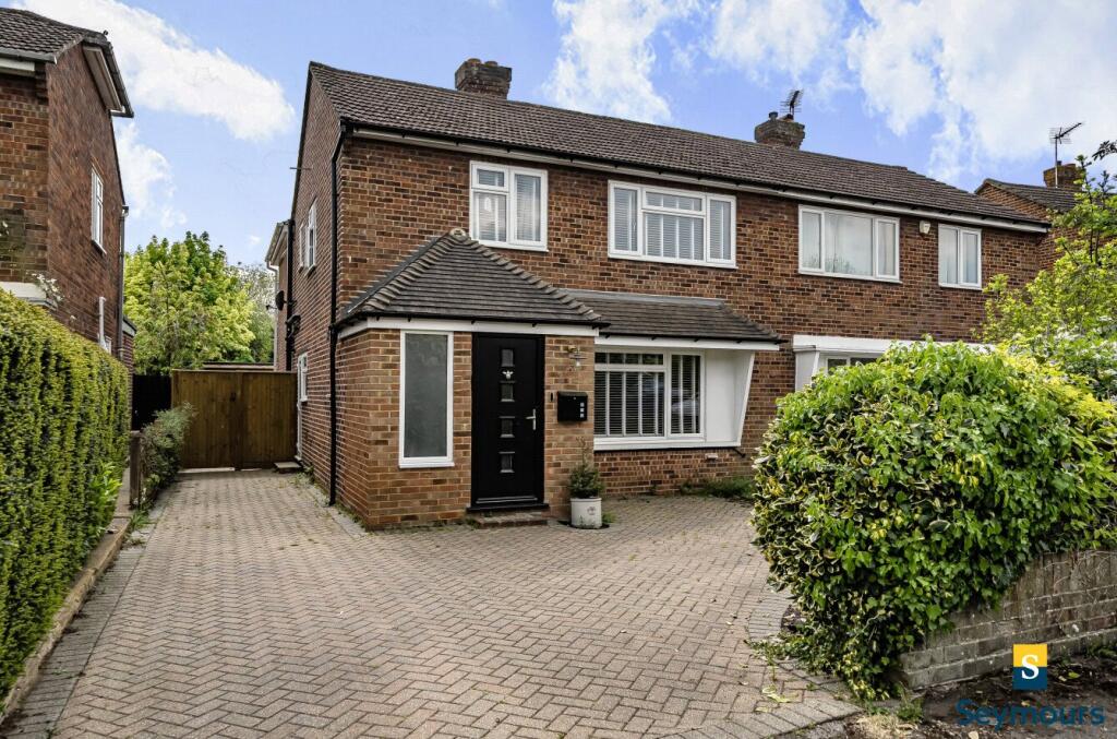 Main image of property: Queenhythe Road, Jacob's Well, Guildford, Surrey, GU4