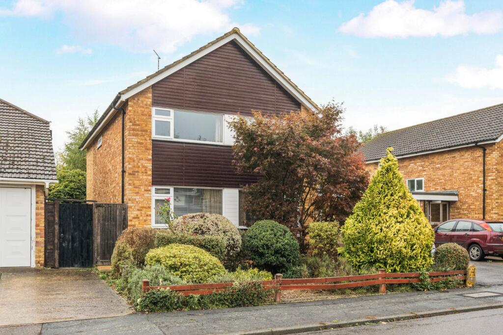 Main image of property: Great Oaks Park, Guildford, Surrey, GU4