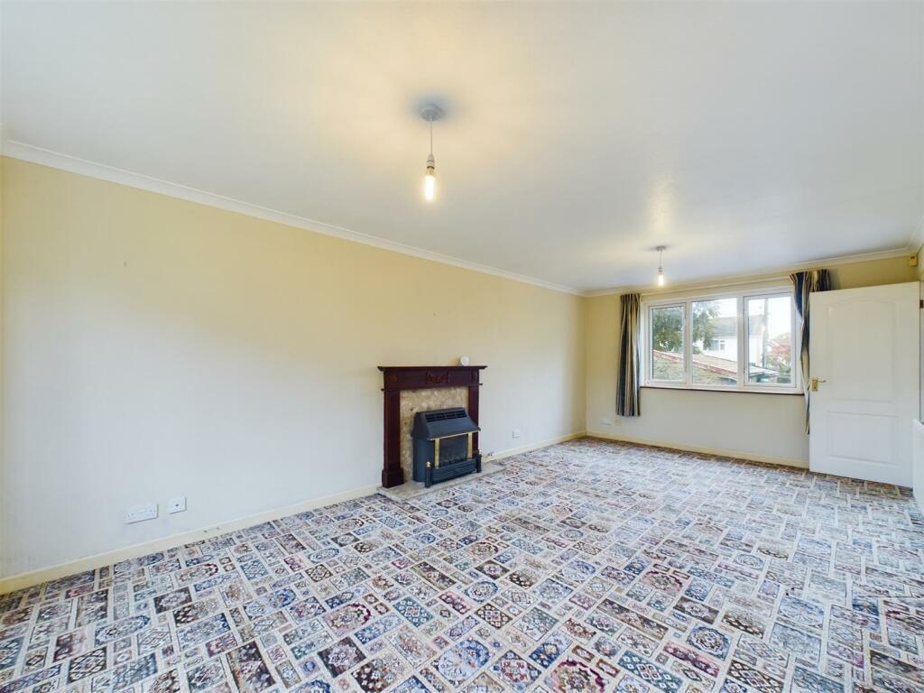 Additional property image - Court Road, Frampton Cotterell, Bristol, BS36 2DE