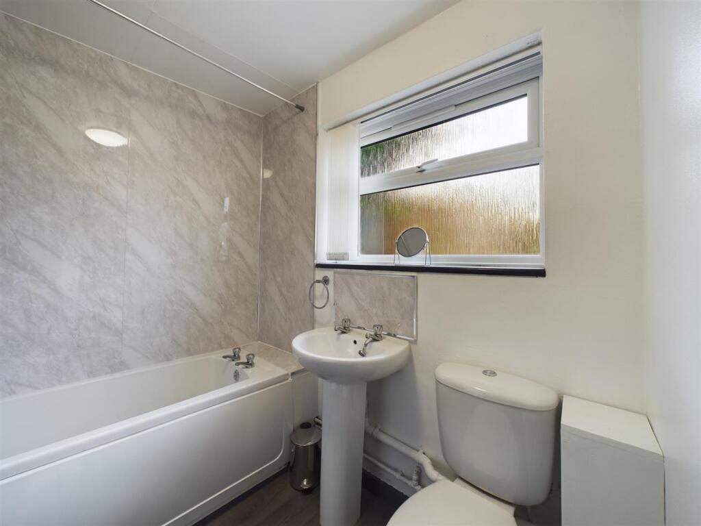 Additional property image - Bath Hill, Keynsham