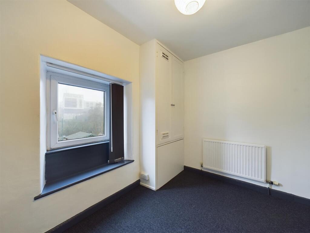 Additional property image - Bath Hill, Keynsham