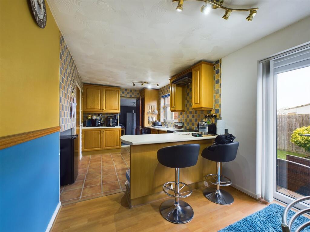 Additional property image - Dundridge Gardens, Bristol