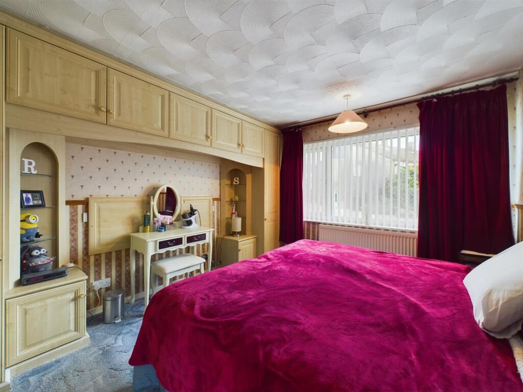 Additional property image - Dundridge Gardens, Bristol