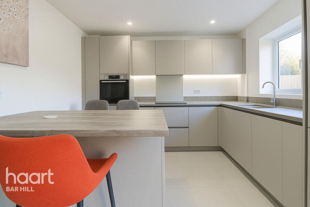 Main image of property: Windmill Close, Over