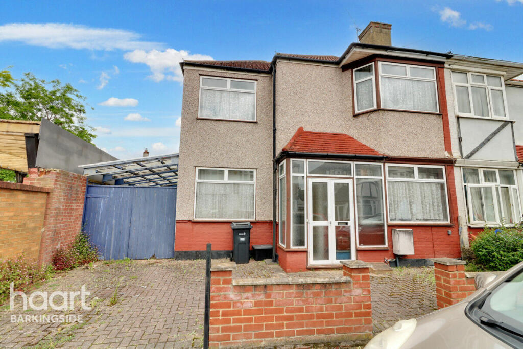 3 bedroom semidetached house for sale in Aintree Crescent, Barkingside