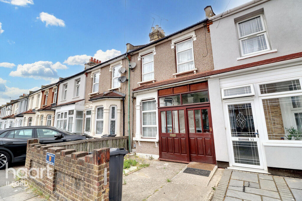 3 bedroom terraced house