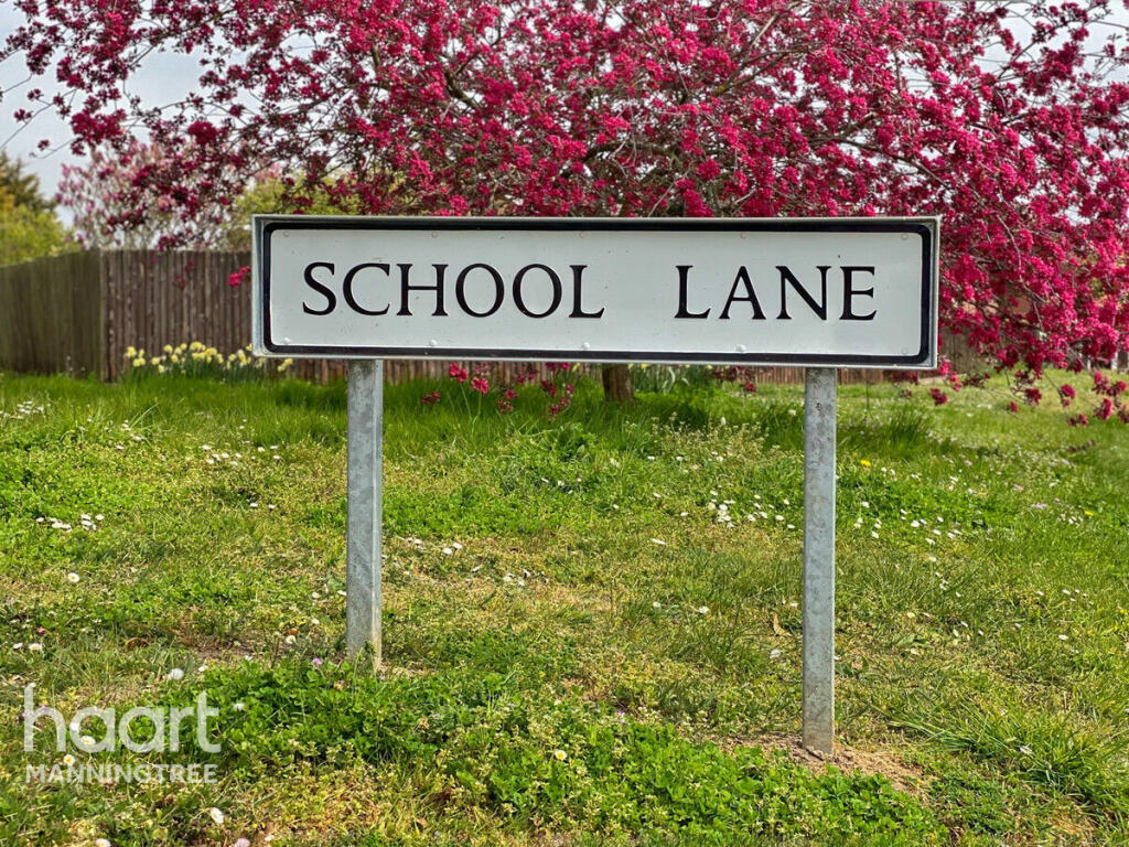 4 bedroom detached house for sale in School Lane, Lawford, Manningtree