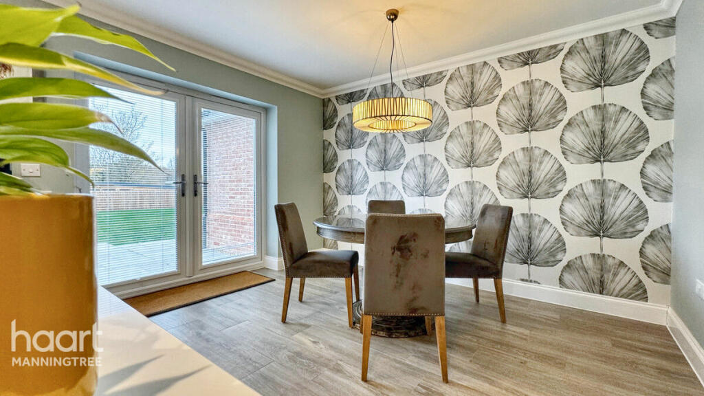 Additional property image - Bailey Gardens, Brantham, Manningtree, Essex