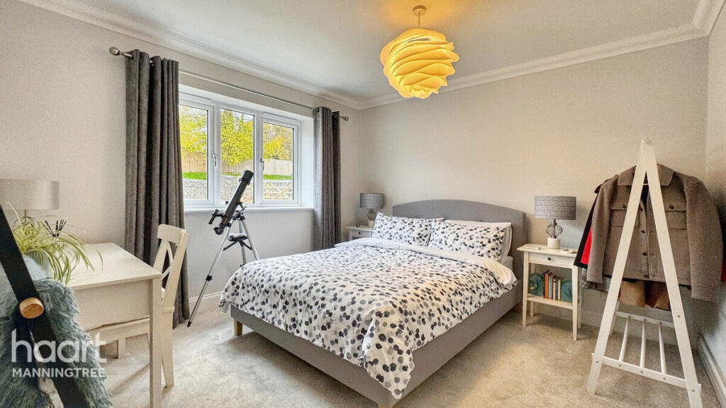 Additional property image - Bailey Gardens, Brantham, Manningtree, Essex