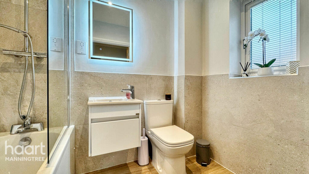 Additional property image - Bailey Gardens, Brantham, Manningtree, Essex
