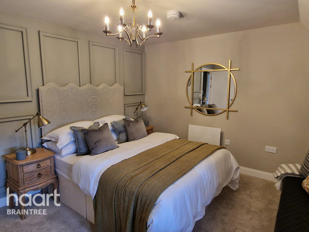Additional property image - 77 High Street, Dunmow