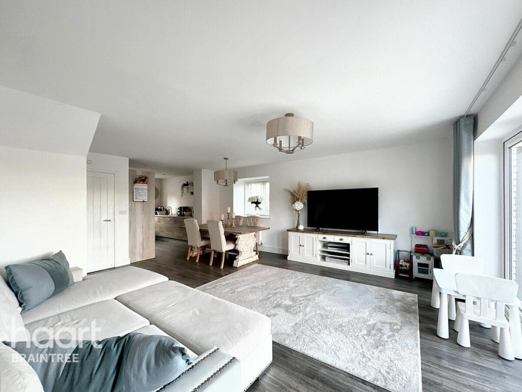 Additional property image - Cloughton Avenue, Braintree