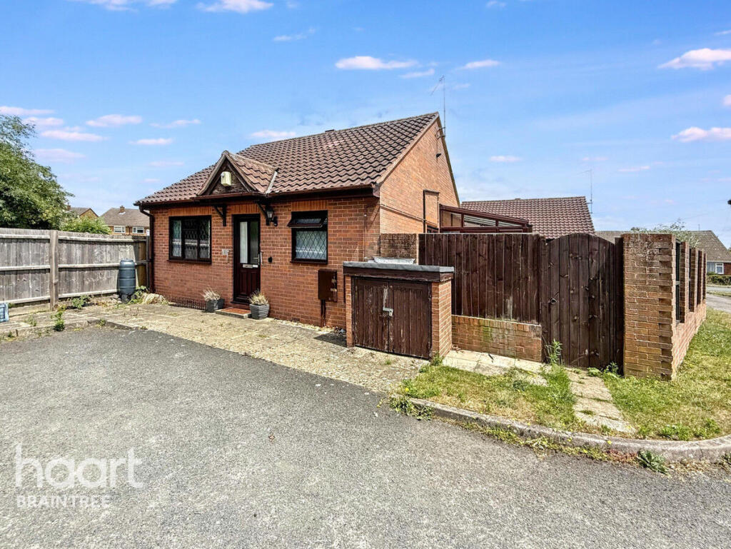 Main image of property: The Chaseway, Braintree