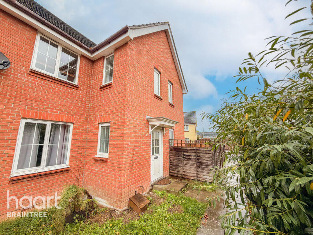 Main image of property: Braiding Crescent, Braintree