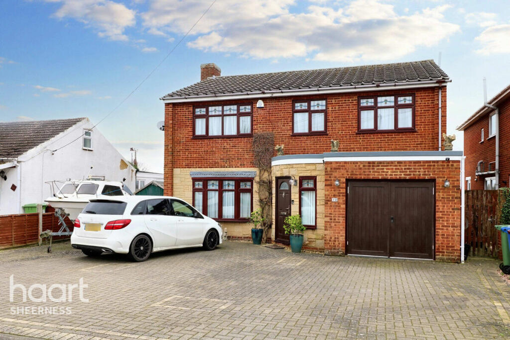 4 bedroom detached house for sale in Drake Avenue, Minster on sea, ME12