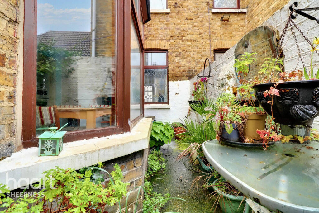 3 bedroom terraced house for sale in Invicta Road, Sheerness, ME12