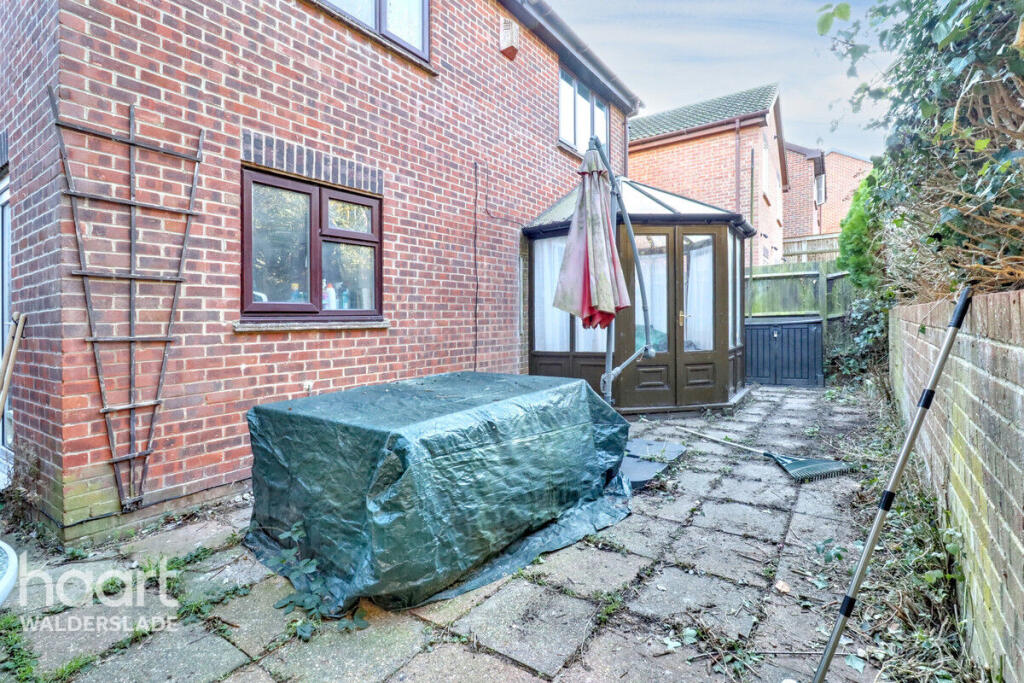 Main image of property: Glamis Close, Chatham