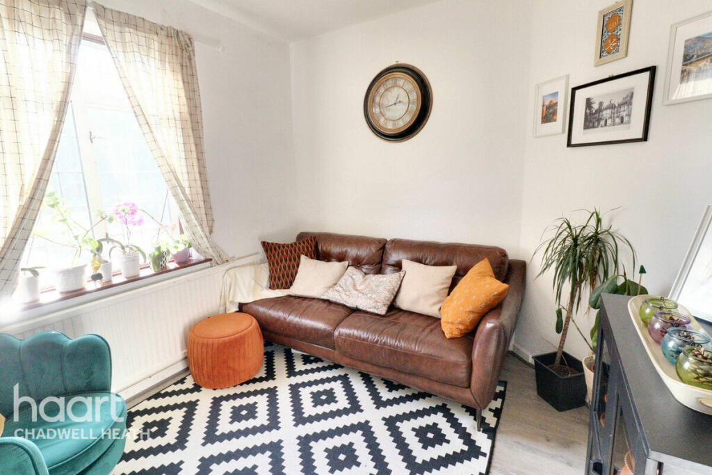 2 bedroom terraced house for sale in Valence Avenue, Dagenham, RM8