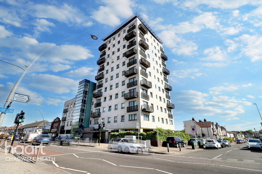 Main image of property: High Road, ROMFORD