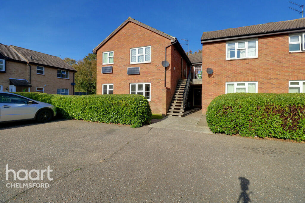 Studio flat for sale in Emberson Court, Chelmsford, CM2