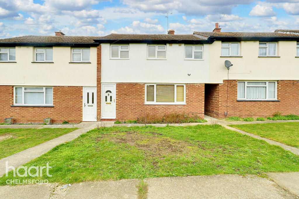 3 bedroom terraced house for sale in Cotswold Crescent, Chelmsford, CM1