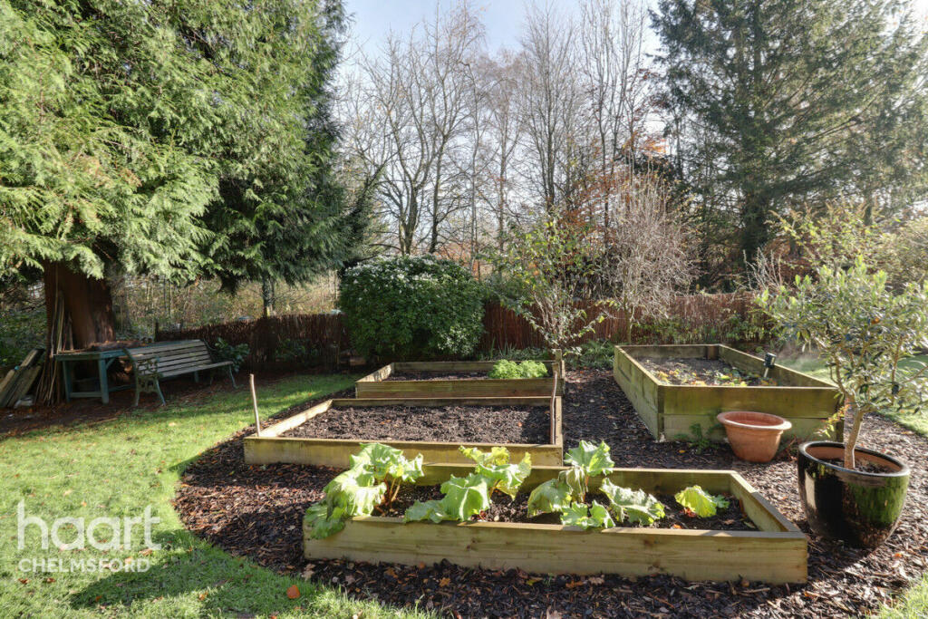 Additional property image - Spalding Way, Chelmsford