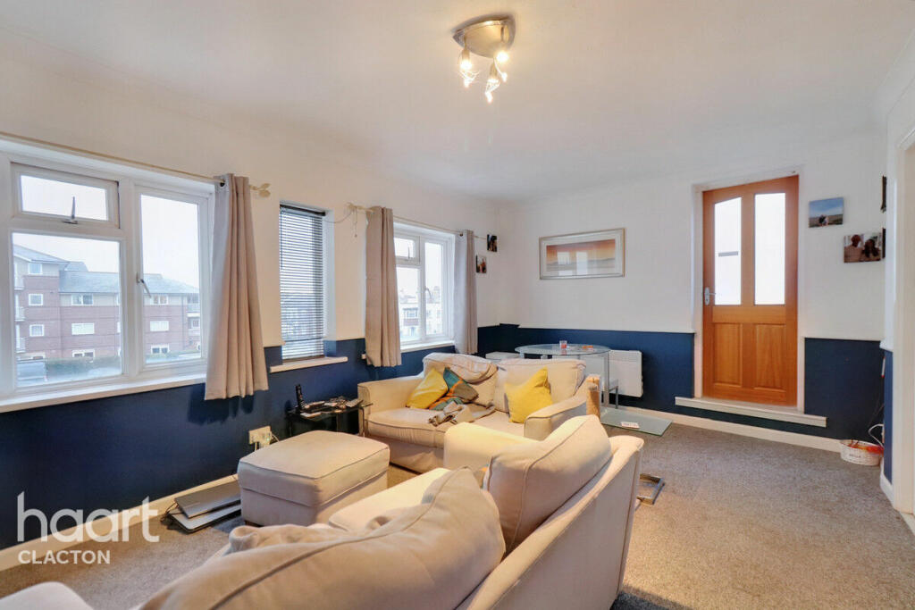 Additional property image - Marine Parade East, Clacton-On-Sea